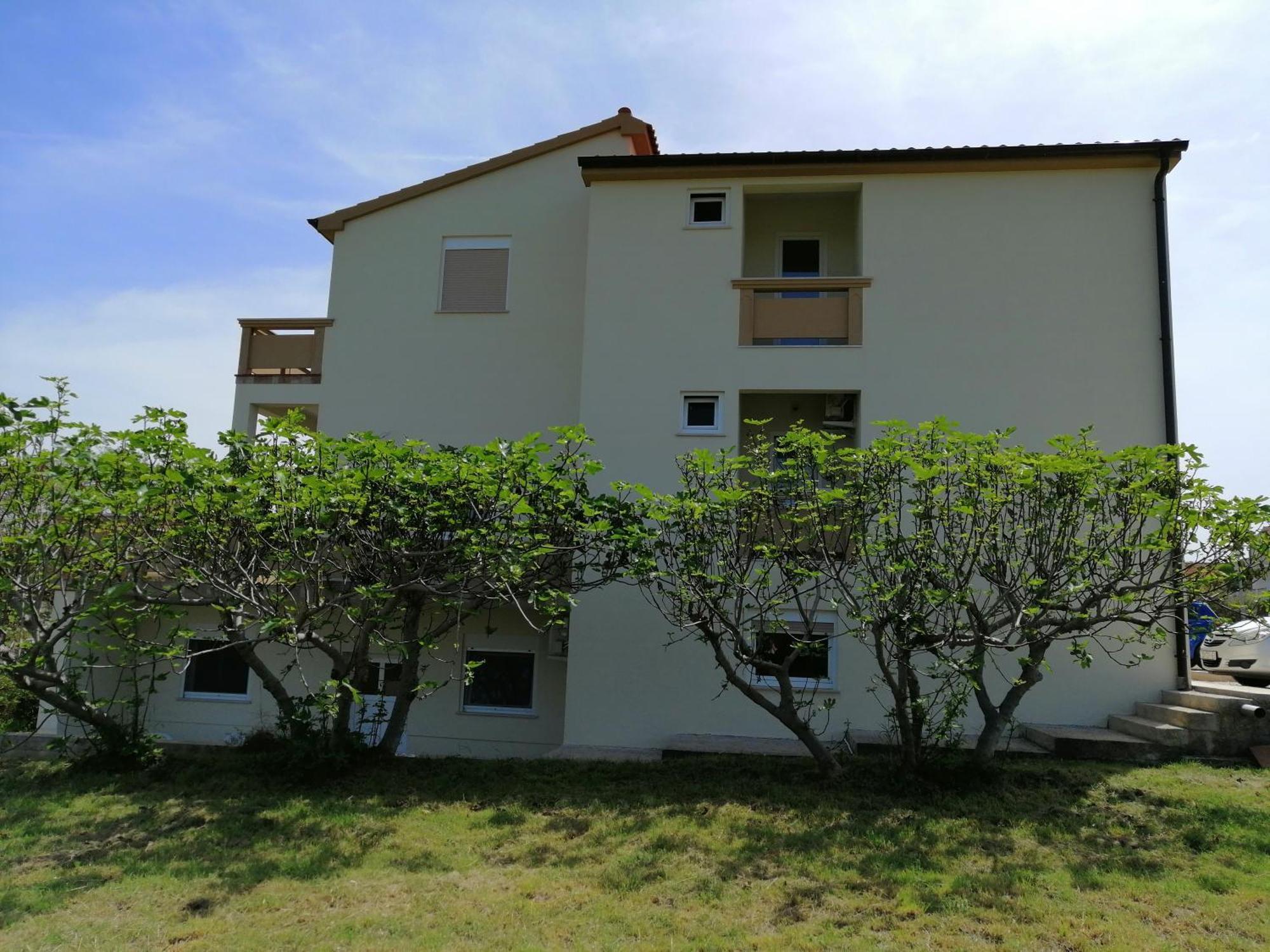 Apartments Monika Nin Exterior photo